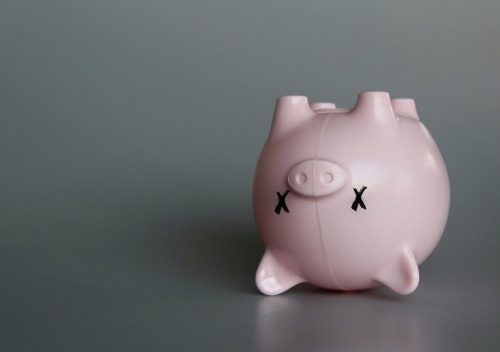 dead-piggybank-with-copy-space-2023-06-23-17-07-40-utc-1